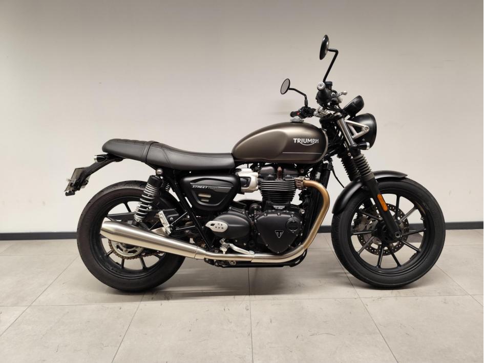 TRIUMPH SPEED TWIN 900 / 2022 / 1750 km