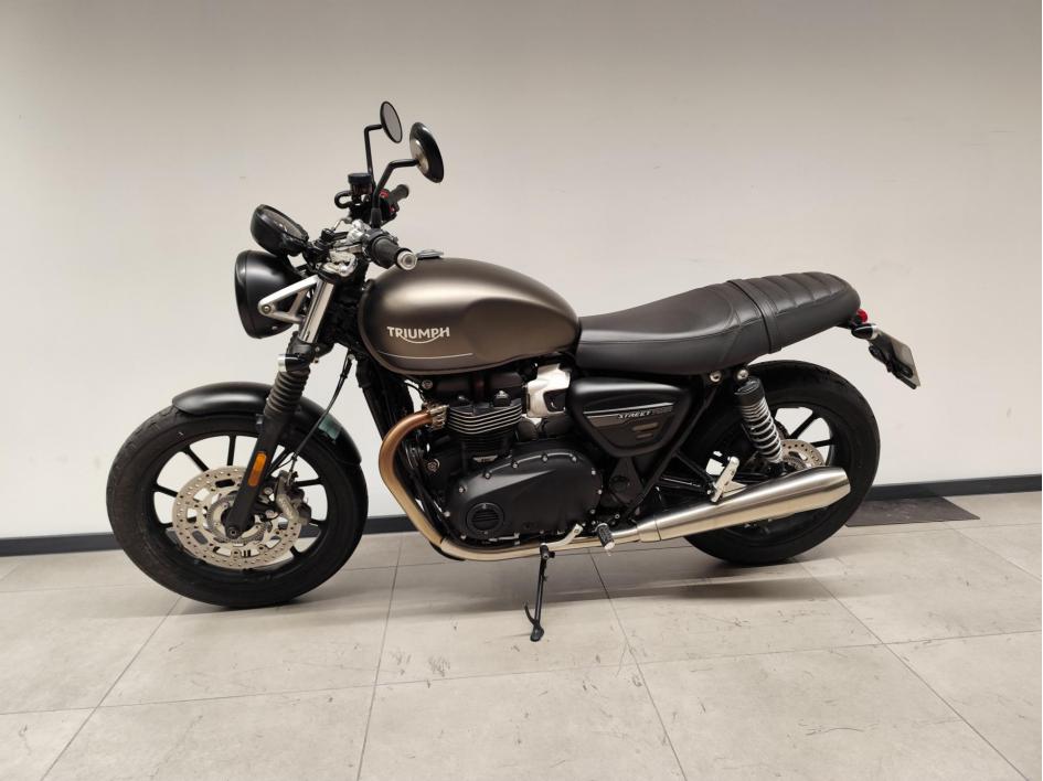 TRIUMPH SPEED TWIN 900 / 2022 / 1750 km