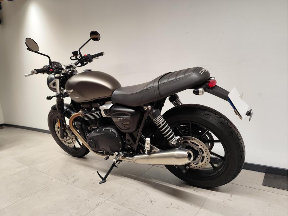 TRIUMPH SPEED TWIN 900 / 2022 / 1750 km