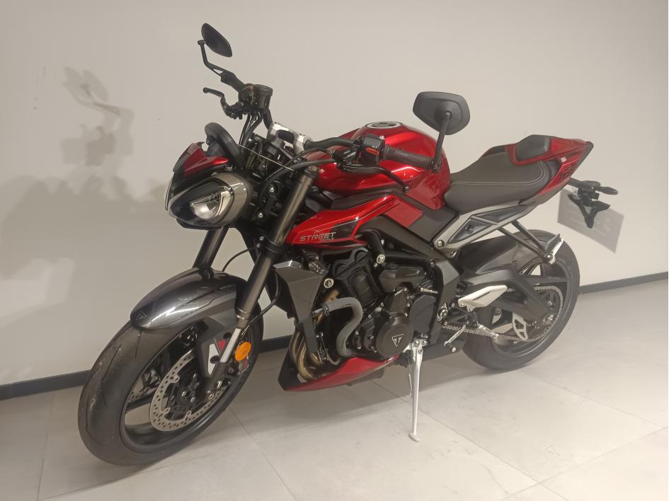 TRIUMPH STREET TRIPLE 765 RS