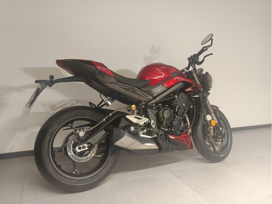 TRIUMPH STREET TRIPLE 765 RS