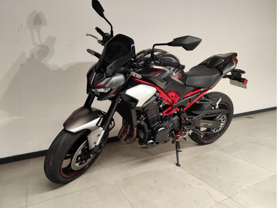 Z 900 A2 / 2025 / 750KMS / PACK PERF SHIFTER / 170€/mois 36mois avec assurance gva