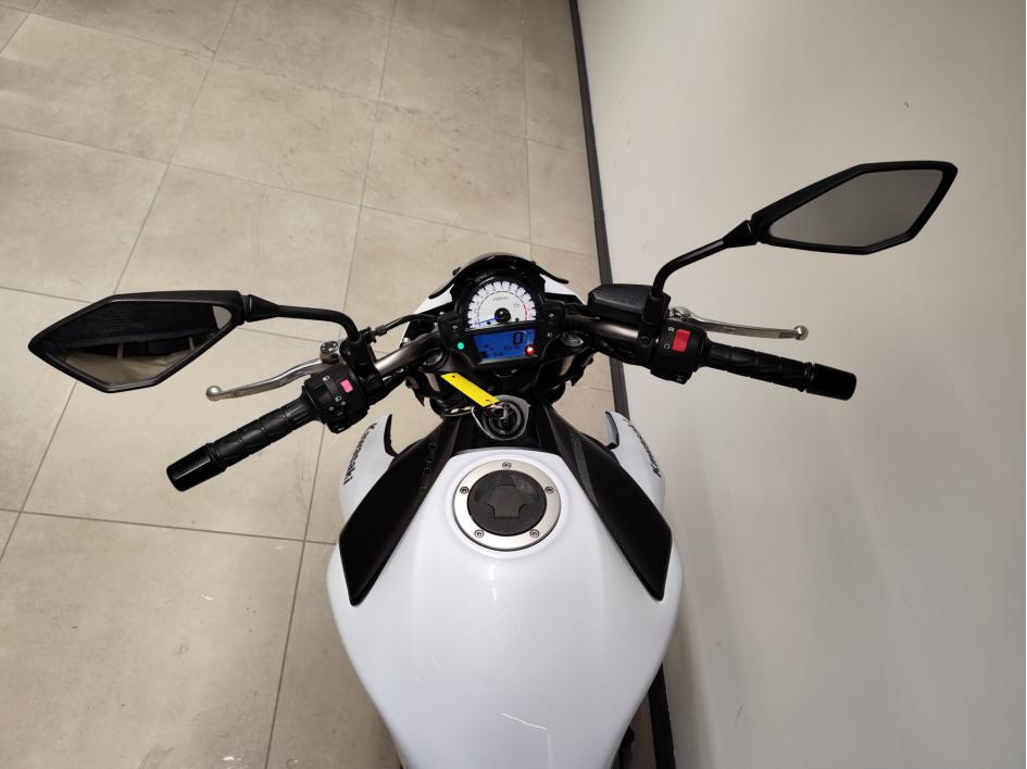 KAWASAKI ER-6 N /2016 / 5 574 km /A2 possible 