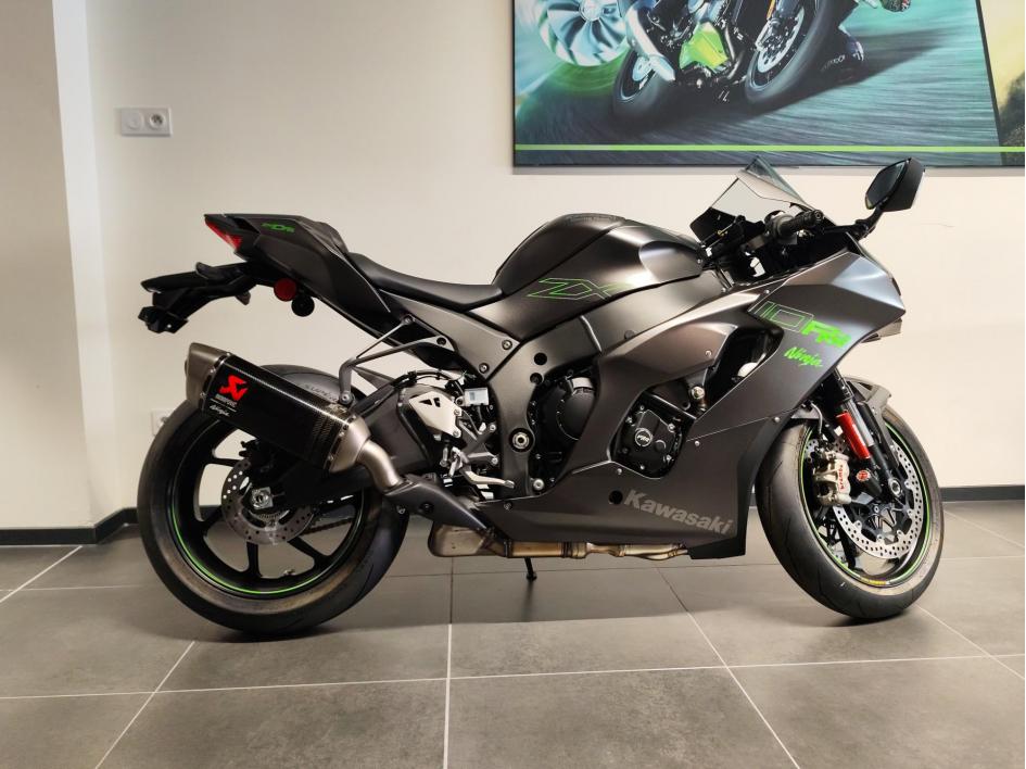 KAWASAKI ZX-10RR PERFORMANCE / 2025 
