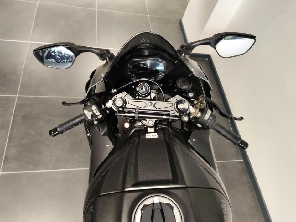 KAWASAKI ZX-10RR PERFORMANCE / 2025 