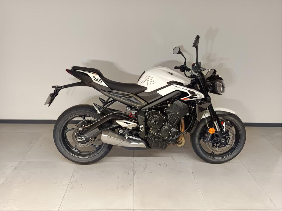 TRIUMPH STREET TRIPLE 765 R A2