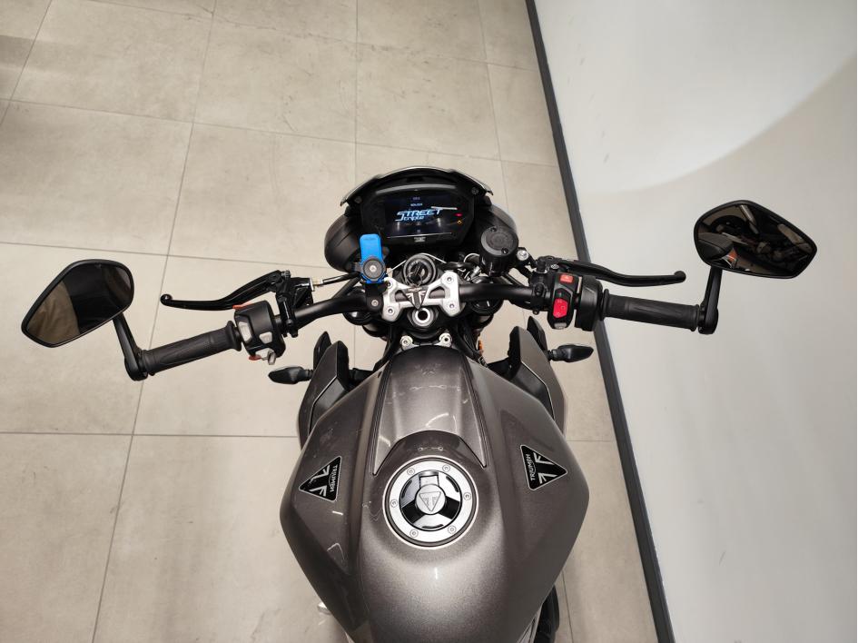 TRIUMPH STREET TRIPLE 765 RS / 2023 / 9.000 km 
