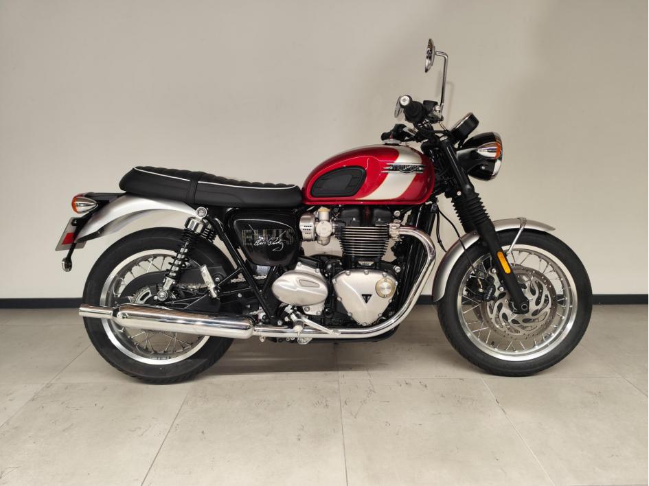 TRIUMPH BONNEVILLE T120 ELVIS PRESLEY