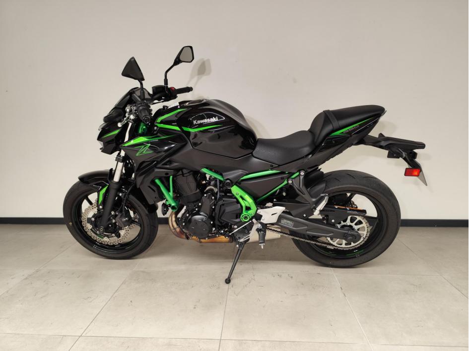 Z650 / 2025/ 600KMS / 115€/MOIS AVEC ASSURANCE GVA