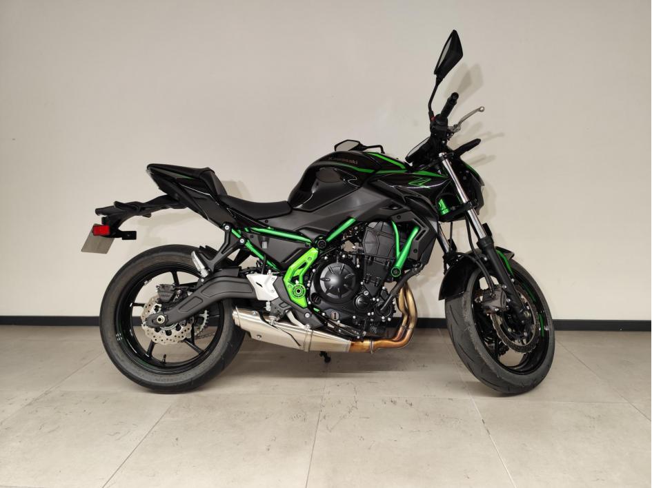 Z650 / 2025/ 600KMS / 115€/MOIS AVEC ASSURANCE GVA