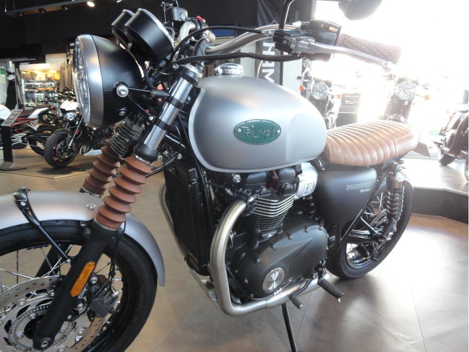 Bonneville T100 BAAK